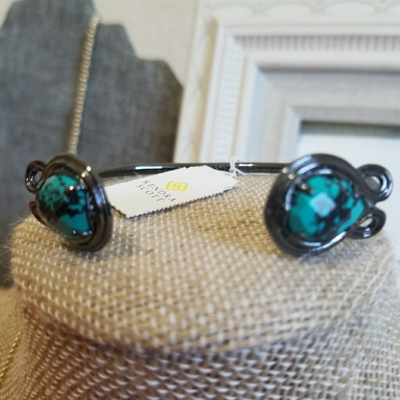 Rare gunmetal variegated teal magnesite bracelet